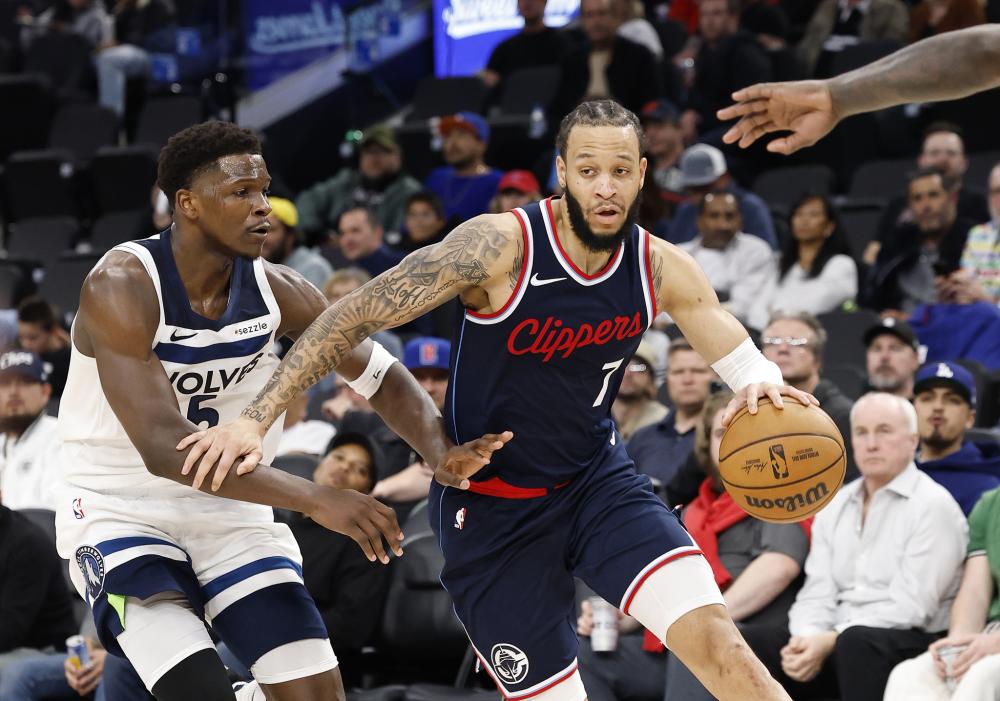 对勇士阵容 对勇士阵容