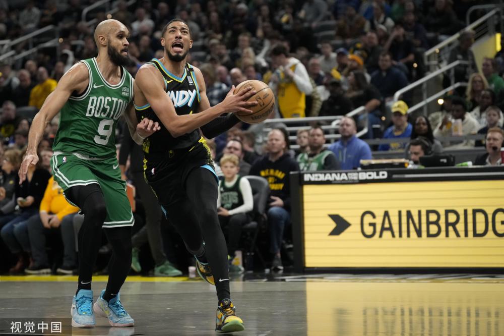 两项数据上 两项数据上