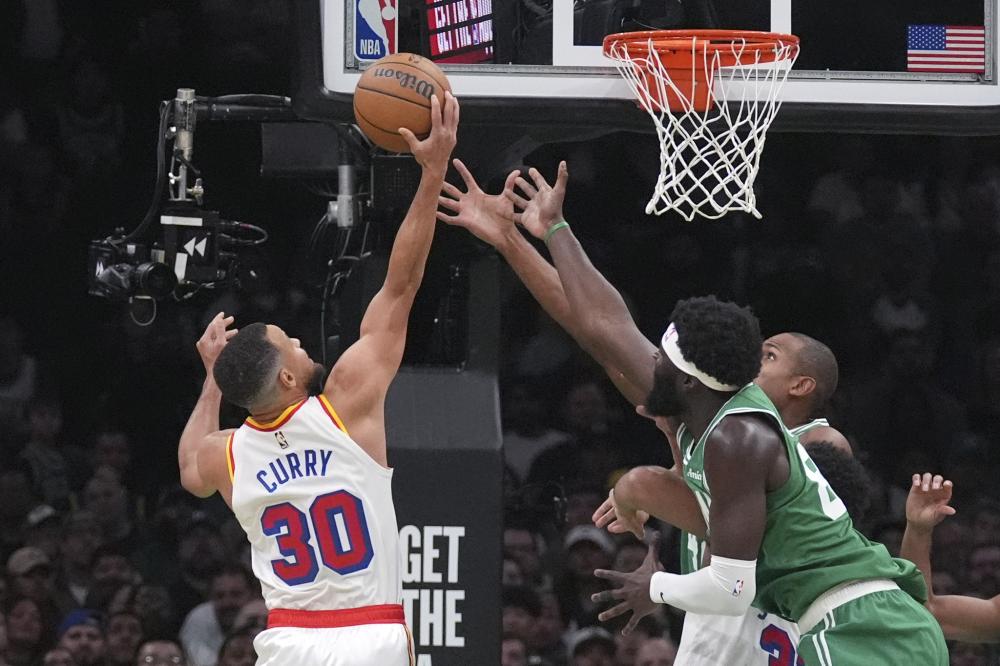 乎保持了对 乎保持了对