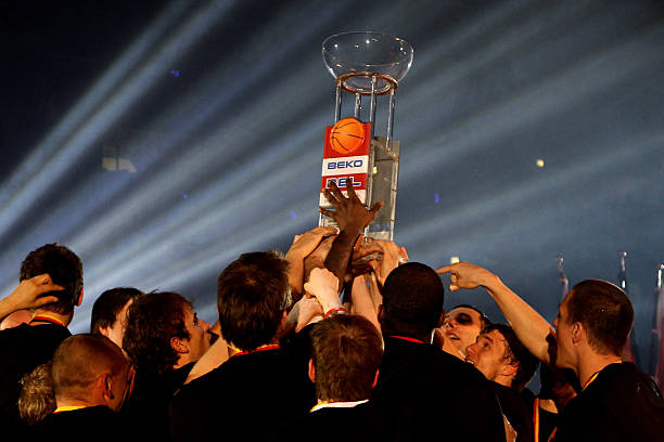 条件下都能 条件下都能