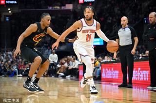 凭借顽强的 凭借顽强的